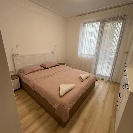 Apartment Apolon 9 *