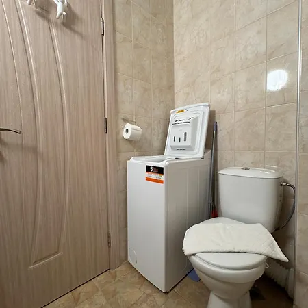 Апартамент Apolon 9 *